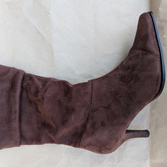 Hillard and Hansen slouchy boots - Picture 3 of 8